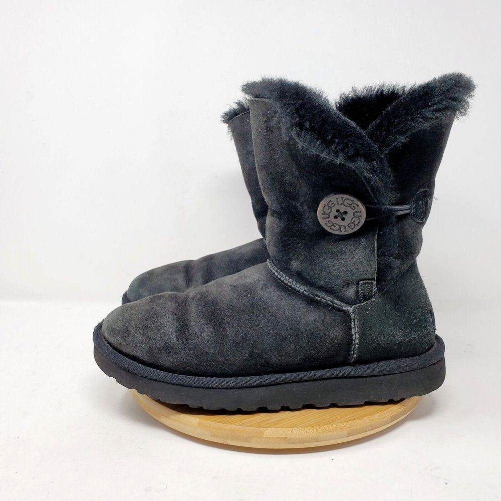 UGG Bailey II Boots Womens 7 Black Suede Sheepskin Winter Button Classic Shoes